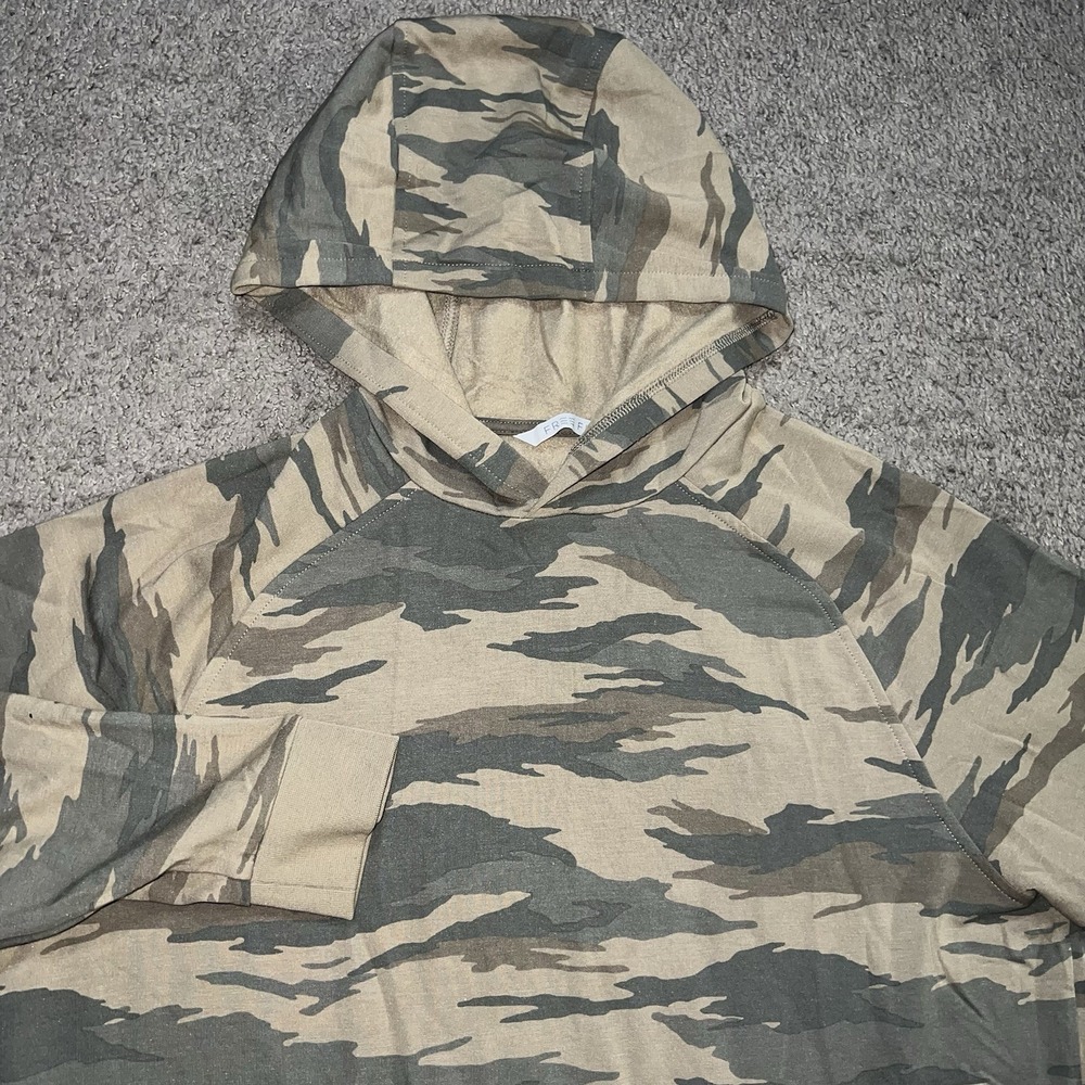 Free Fly Hoodie Mens M Green Camo Bamboo Hooded Shirt Long Sleeve Lightweight